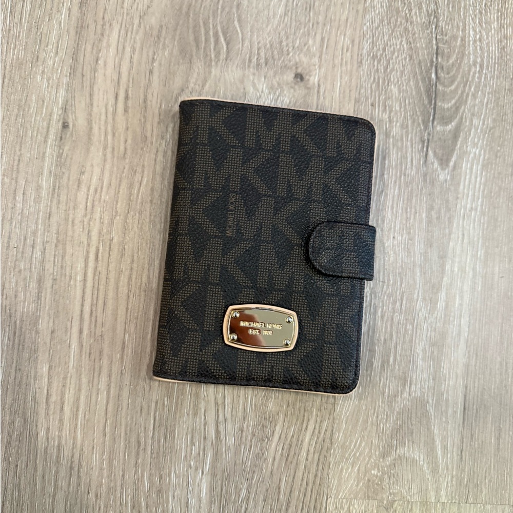 Michael Kors Passport holder with card slots